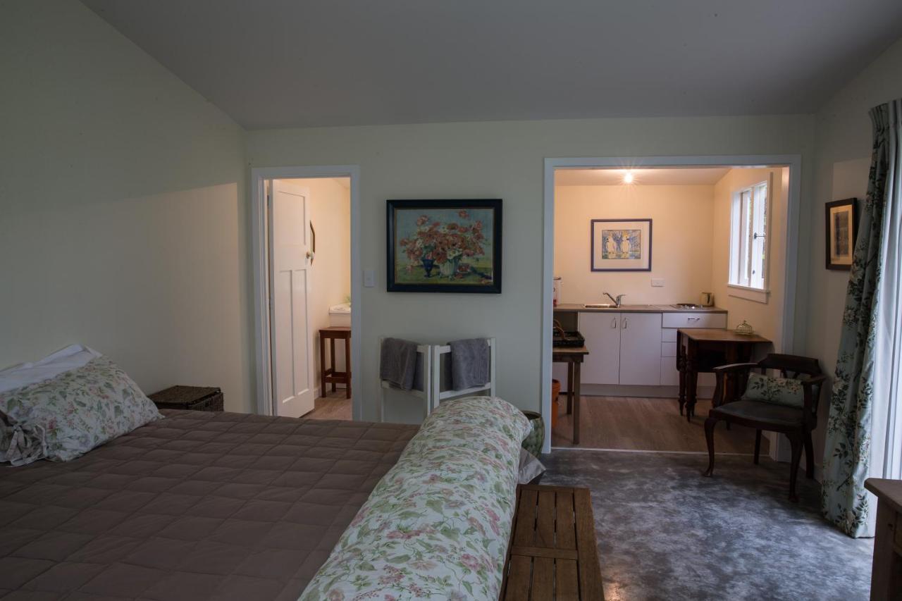 The Leafy Flat Appartamento Havelock North Esterno foto